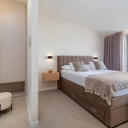 Apartment Nevistic *