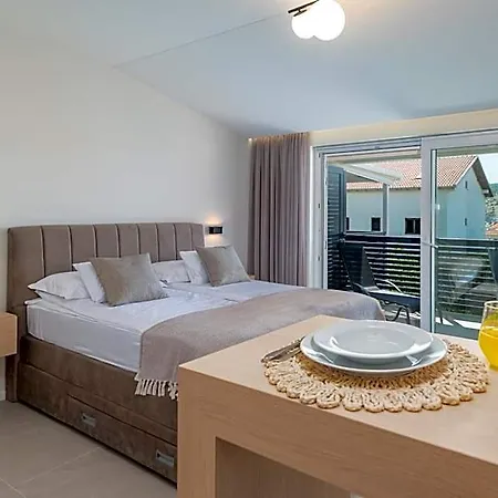 公寓 Nevistic